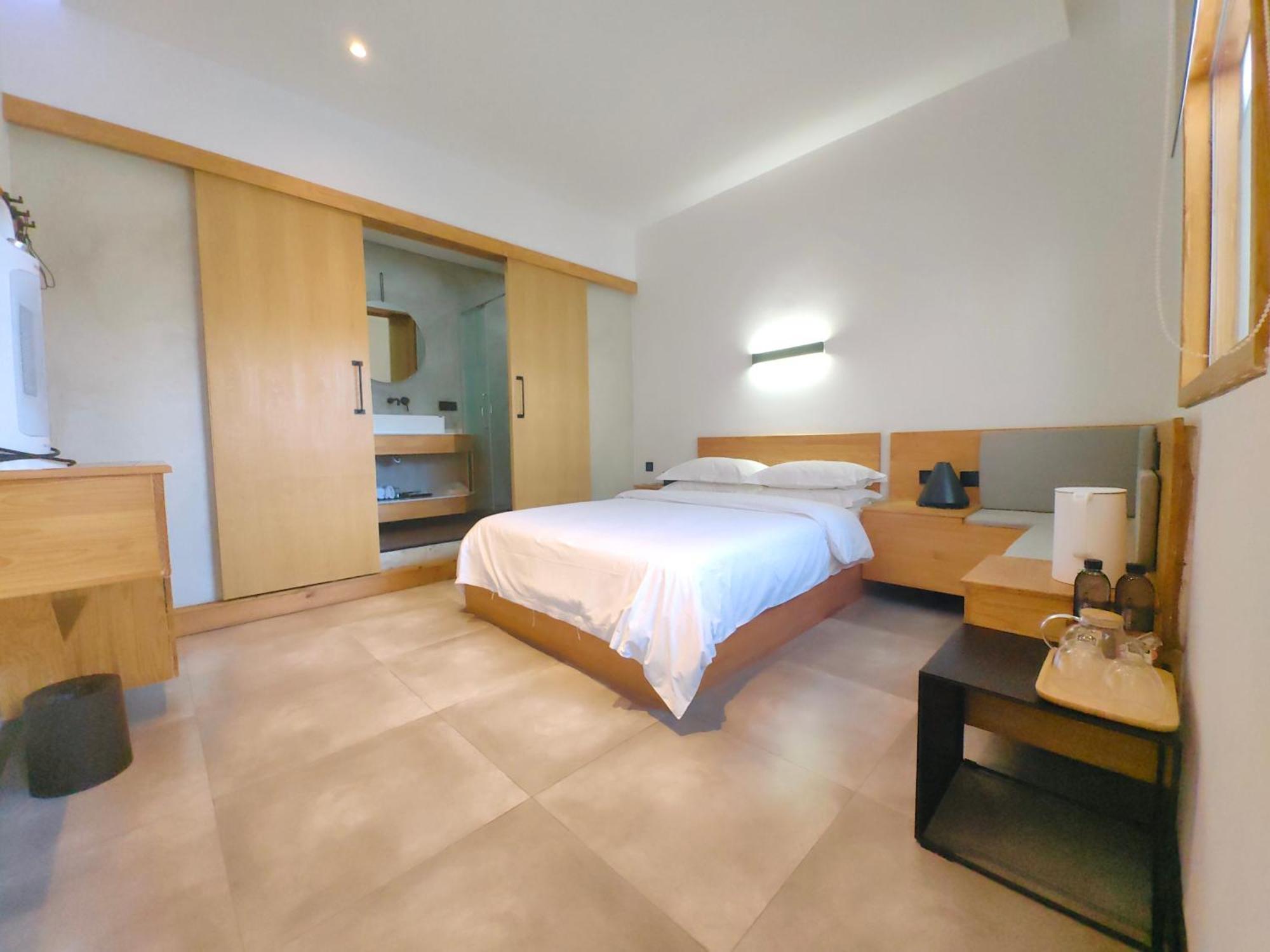 Dali Loft Travelling With Hostel Екстериор снимка