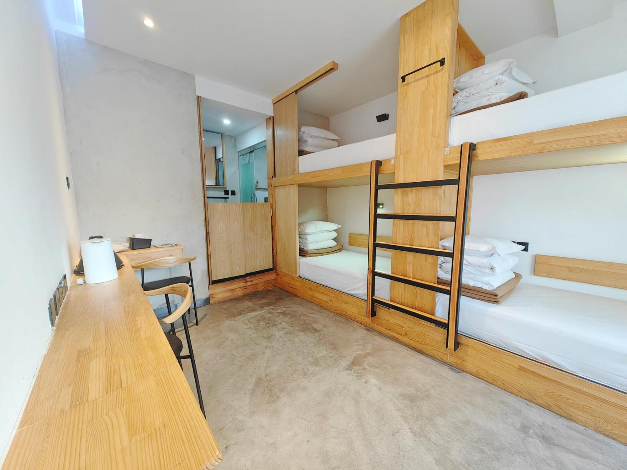 Dali Loft Travelling With Hostel Екстериор снимка