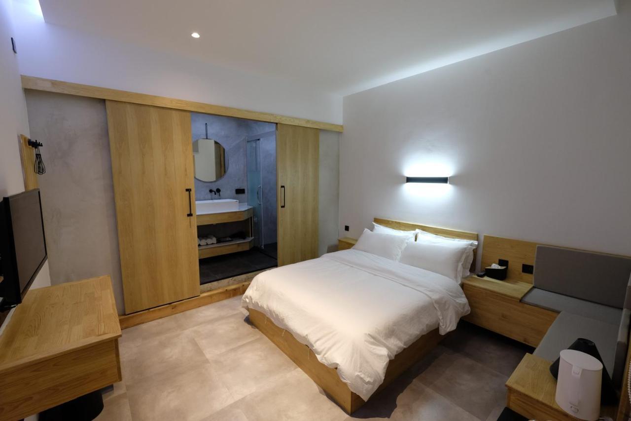Dali Loft Travelling With Hostel Екстериор снимка