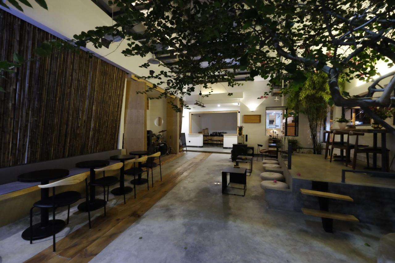 Dali Loft Travelling With Hostel Екстериор снимка