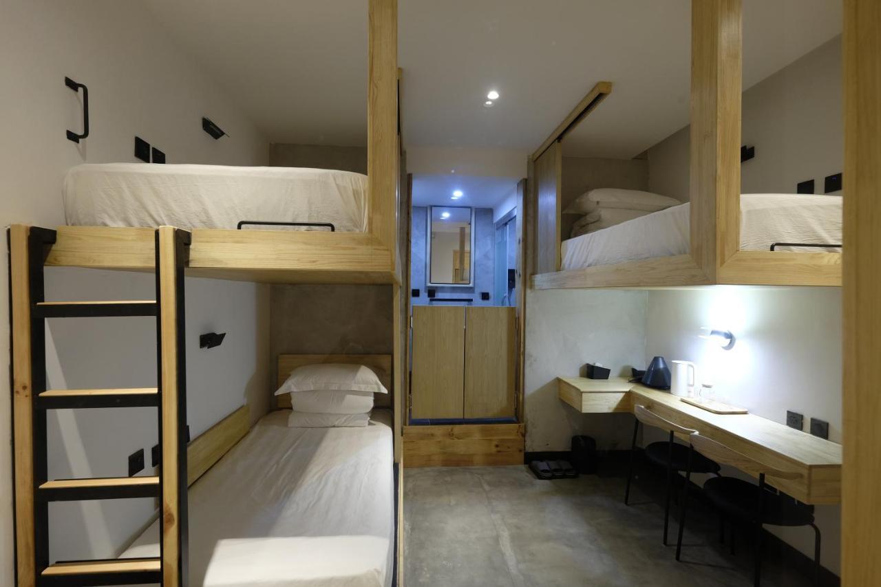 Dali Loft Travelling With Hostel Екстериор снимка