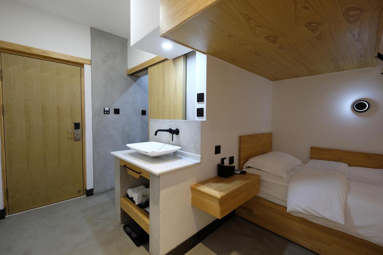 Dali Loft Travelling With Hostel Екстериор снимка